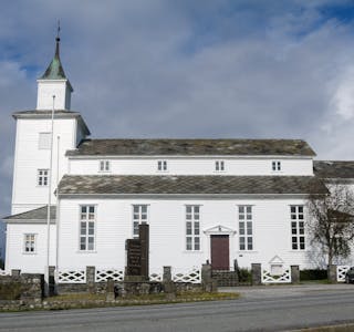 Kyrkjeverje Ottar Krakk veit førebels ikkje kva det vil koste å reparere lekkasjane i taket på Sveio kyrkje.
ARKIVFOTO