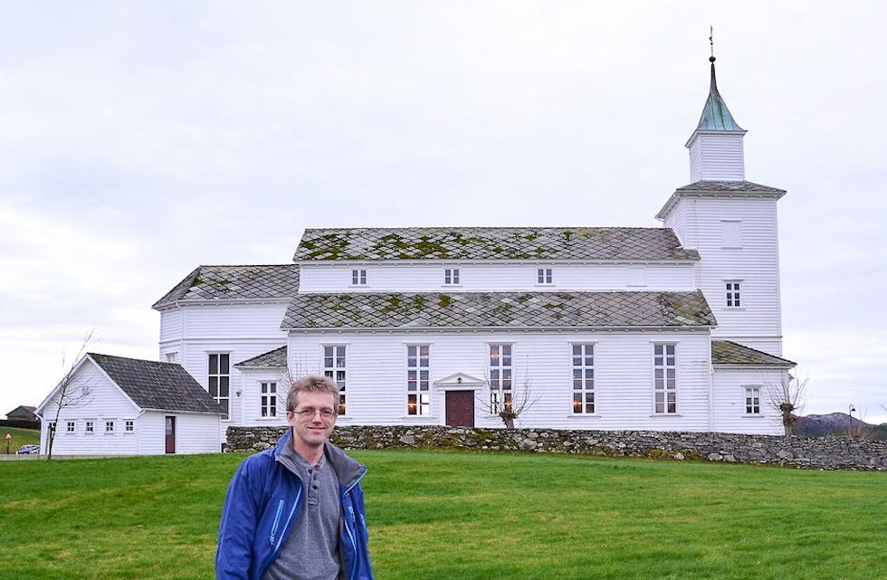 - Me forstår at mange er forsiktige med sosial omgang nå i desse koronatidene, men tenkjer også at påmelding kan vera eit ekstra hinder, seier kyrkjeverje Ottar Krakk.