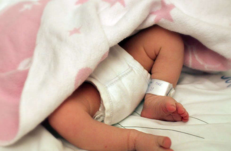 baby nyfødd nyfødt