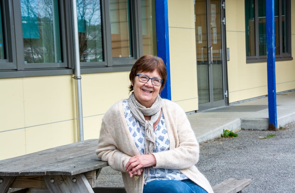 Rektor ved Førde skule, Solveig Røynstrand blir pensjonist. Ho starta si karriere i Sveio-skulen i 1980.