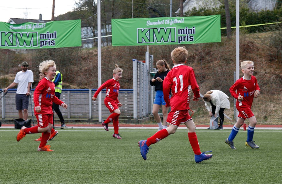 Sveio IL har flest gavmilde givarar mellom tipparane. Her er det Sveio-spelarar som er i aksjon under ein cup på Stord tidlegare i år.
FOTO: IRENE FLATNES HALDIN