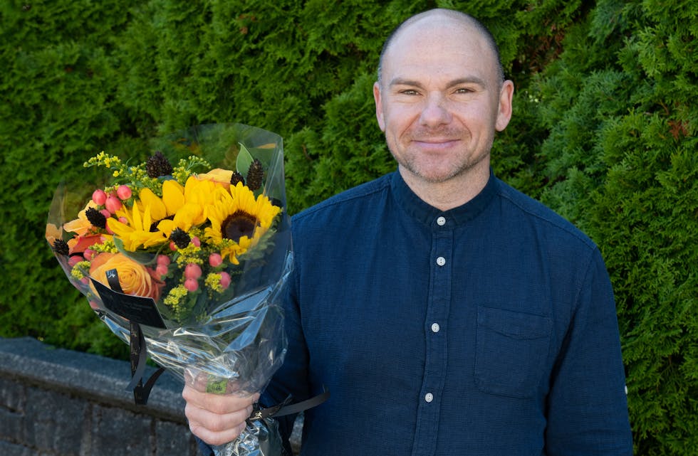 Marco Thomas ivrar for eit levande kulturliv. Det var den tyske 46-åringen som skipa Valestrand kulturfestival i år. For den innsatsen meiner Vestavind sine lesarar at han fortener avisa sin Sommarbukett.
FOTO: TORSTEIN TYSVÆR NYMOEN