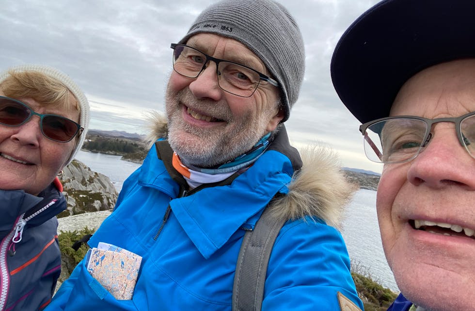 Gjennom vinteren har Olaug Fagerland, Thomas Førde og Karl Inge Instefjord gjort mange turar ute i terrenget for å finna høvelege plassar for årets tur-o-postar. FOTO: THOMAS FØRDE