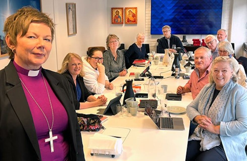 Kven skal sitta rundt bordet i bispedømerådet saman med biskop Ragnhild Jepsen etter kyrkjevalet? FOTO: DEN NORSKE KYRKJA