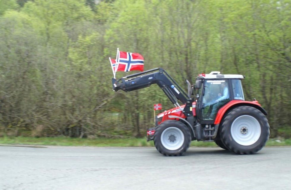 @tobiassjurs Traktorkortesjen i Valevåg #vestavindsveio