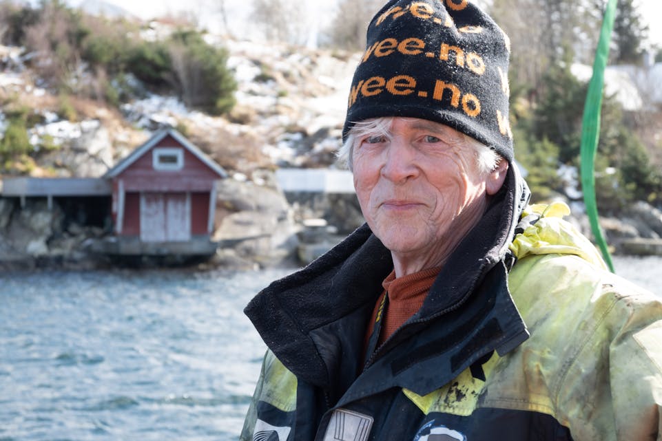 Lars Einar Hollund i Njord Dykkerklubb utfordrar alle sveibuar til ryddeaksjon i påska.