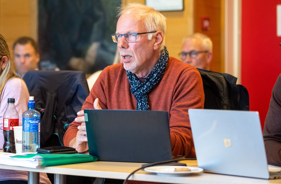 Ole Johan Sveen (TvF) foreslo dialog med nokre av klagarane, men fekk ikkje fleirtal for dette.