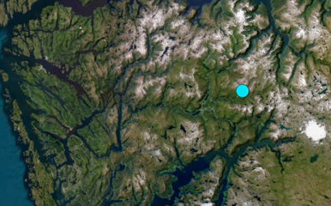 Skjelvet er lokalisert til Mjølfjell, som ligg aust i Raundalen i Voss herad i Vestland fylke.